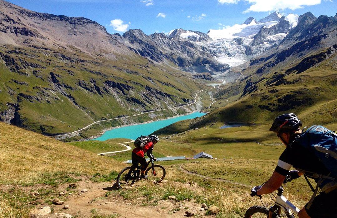 Mountainbiking in the Swiss Alps