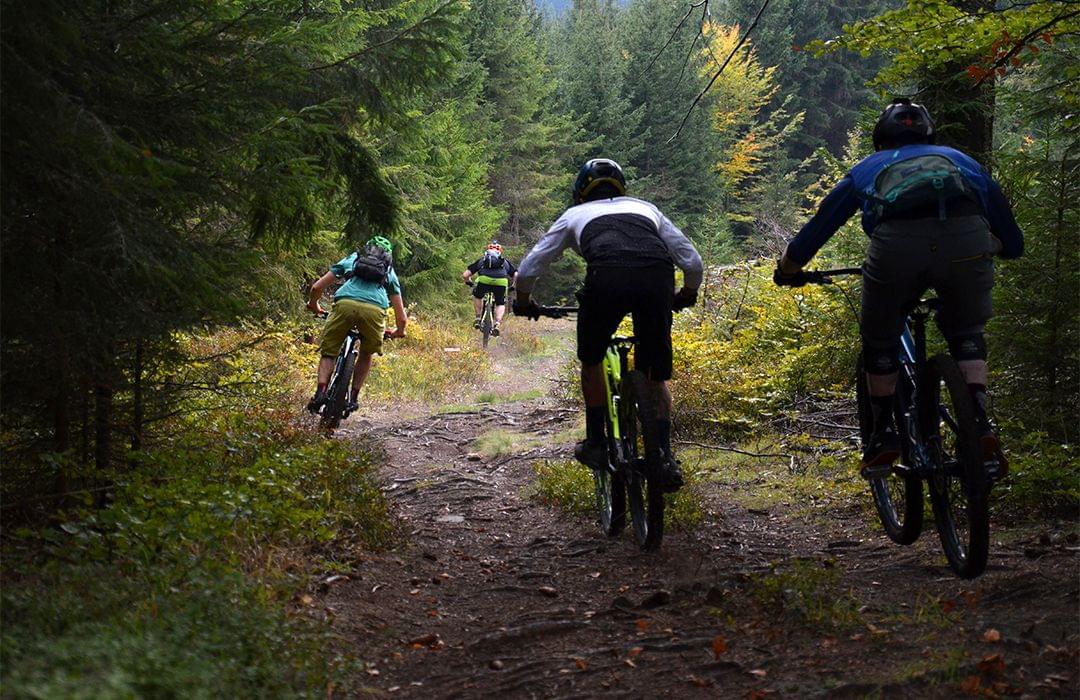 Build MTB skills by riding with better riders