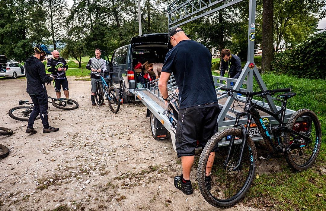 Czech MTB Holidays uplift vehicle