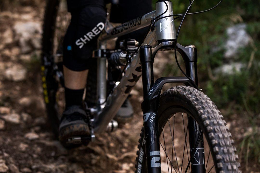 EXT ERA mountain bike suspension fork