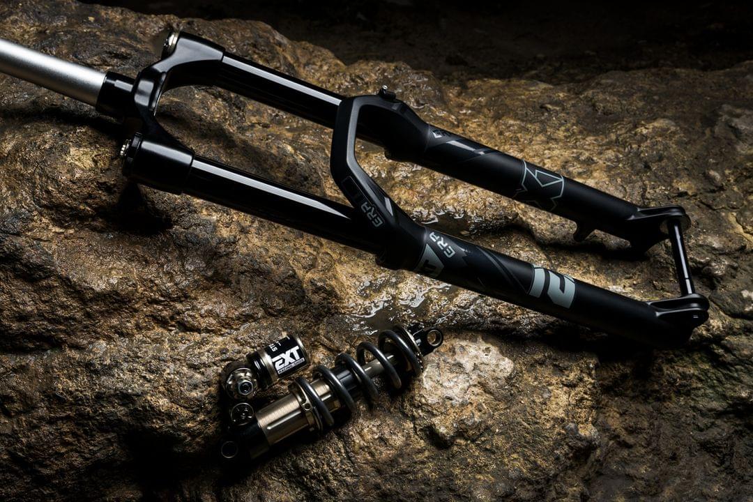 EXT ERA mountain bike suspension fork