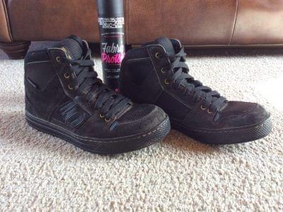 Muc-Off Fabric Protect waterproofing spray